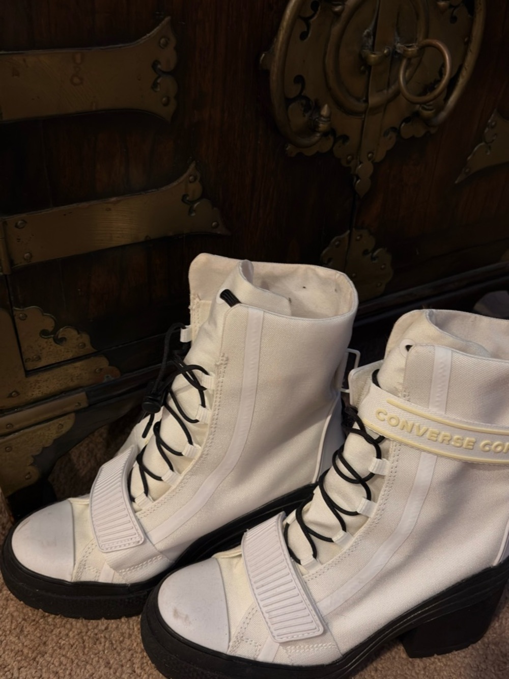Converse White High-Top Lace-Up Platform Boots with Black Sole Size 6.5